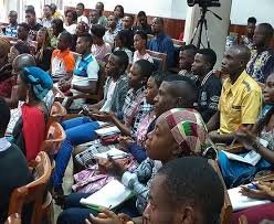 Un espace par excellence de rencontre entre jeunes et décideurs à diverses échelles. 