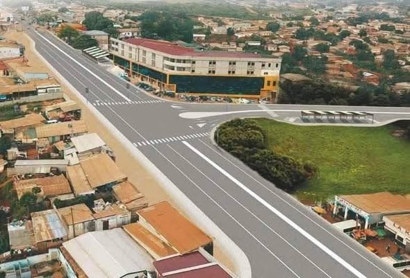 Modernisation de la voirie et des espaces publics à Yaoundé